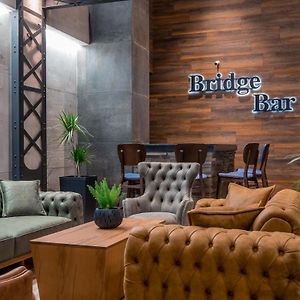 Bridge Hotel